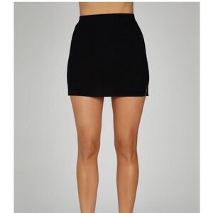 Meshki Elegant Black Mini Skirt